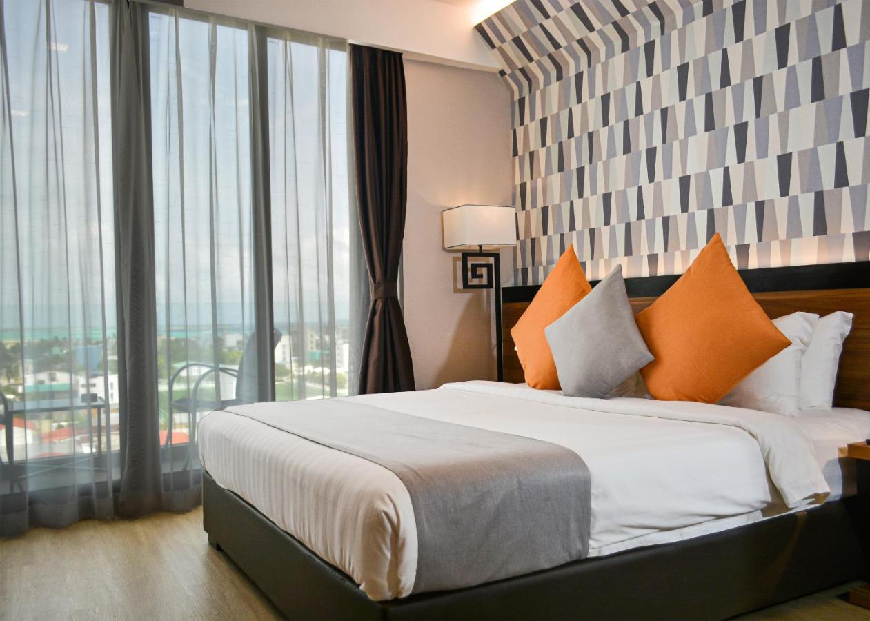 Triton Prestige Seaview And Spa Maafushi Zewnętrze zdjęcie