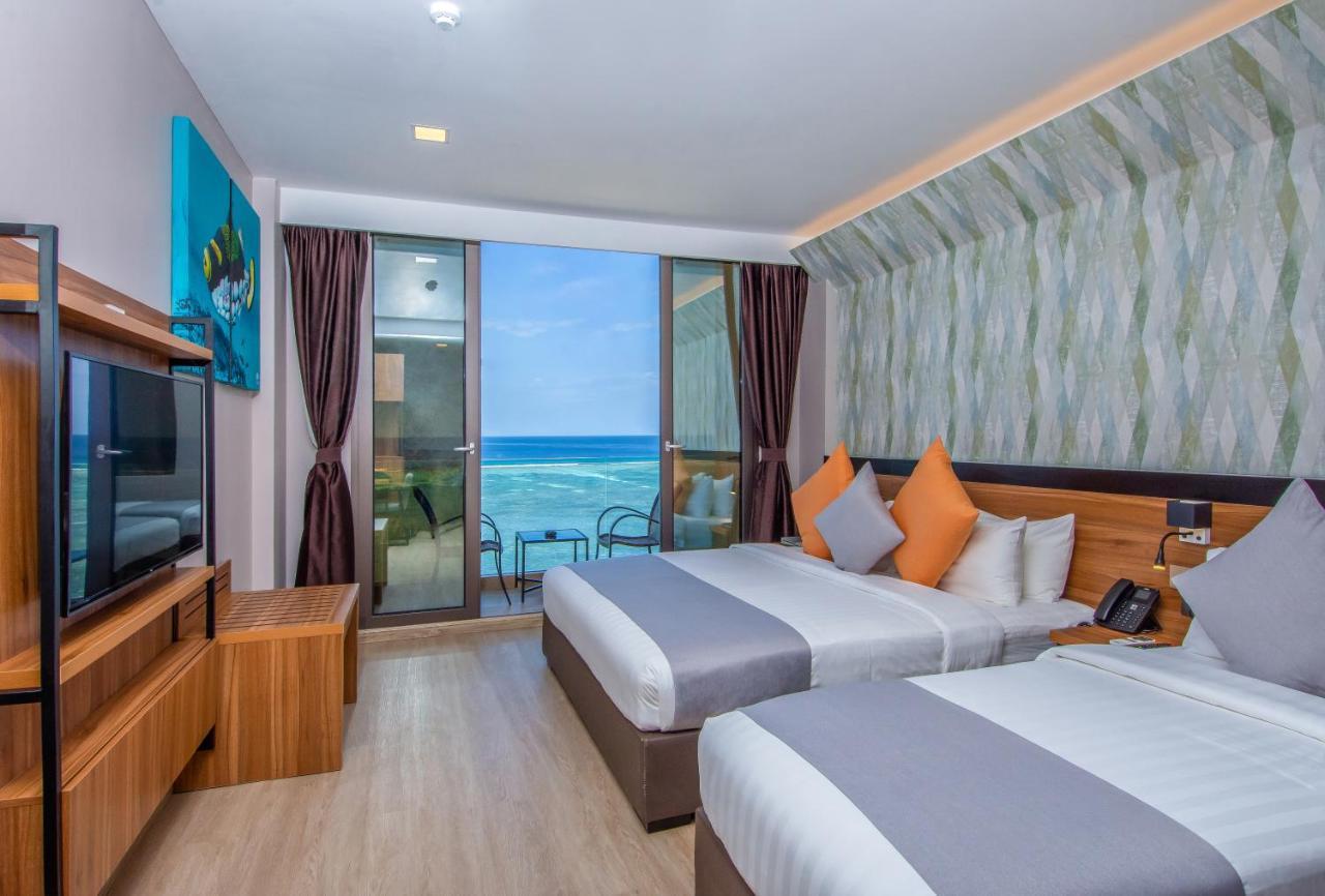 Triton Prestige Seaview And Spa Maafushi Zewnętrze zdjęcie