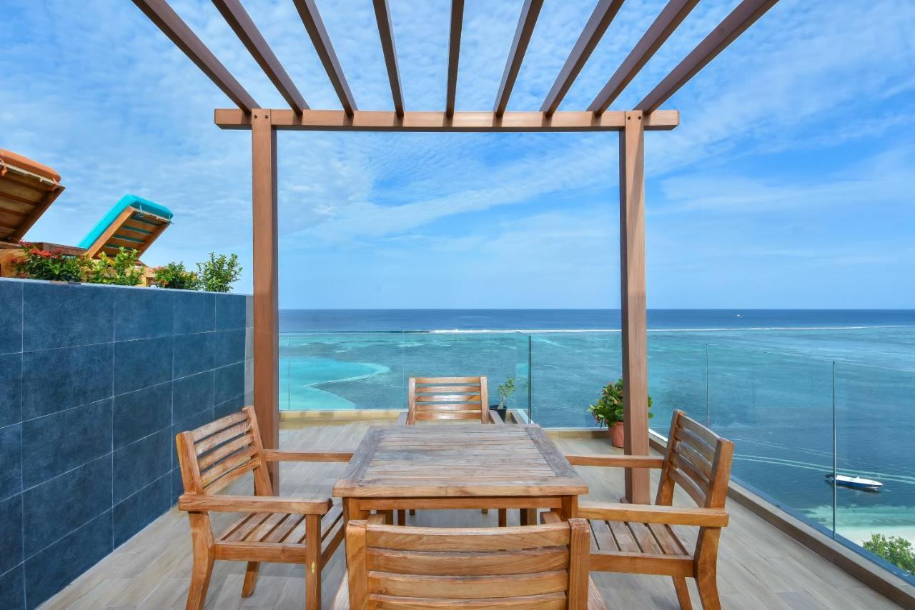 Triton Prestige Seaview And Spa Maafushi Zewnętrze zdjęcie