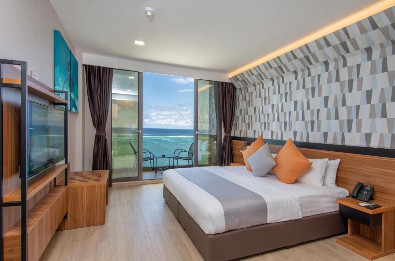 Triton Prestige Seaview And Spa Maafushi Zewnętrze zdjęcie