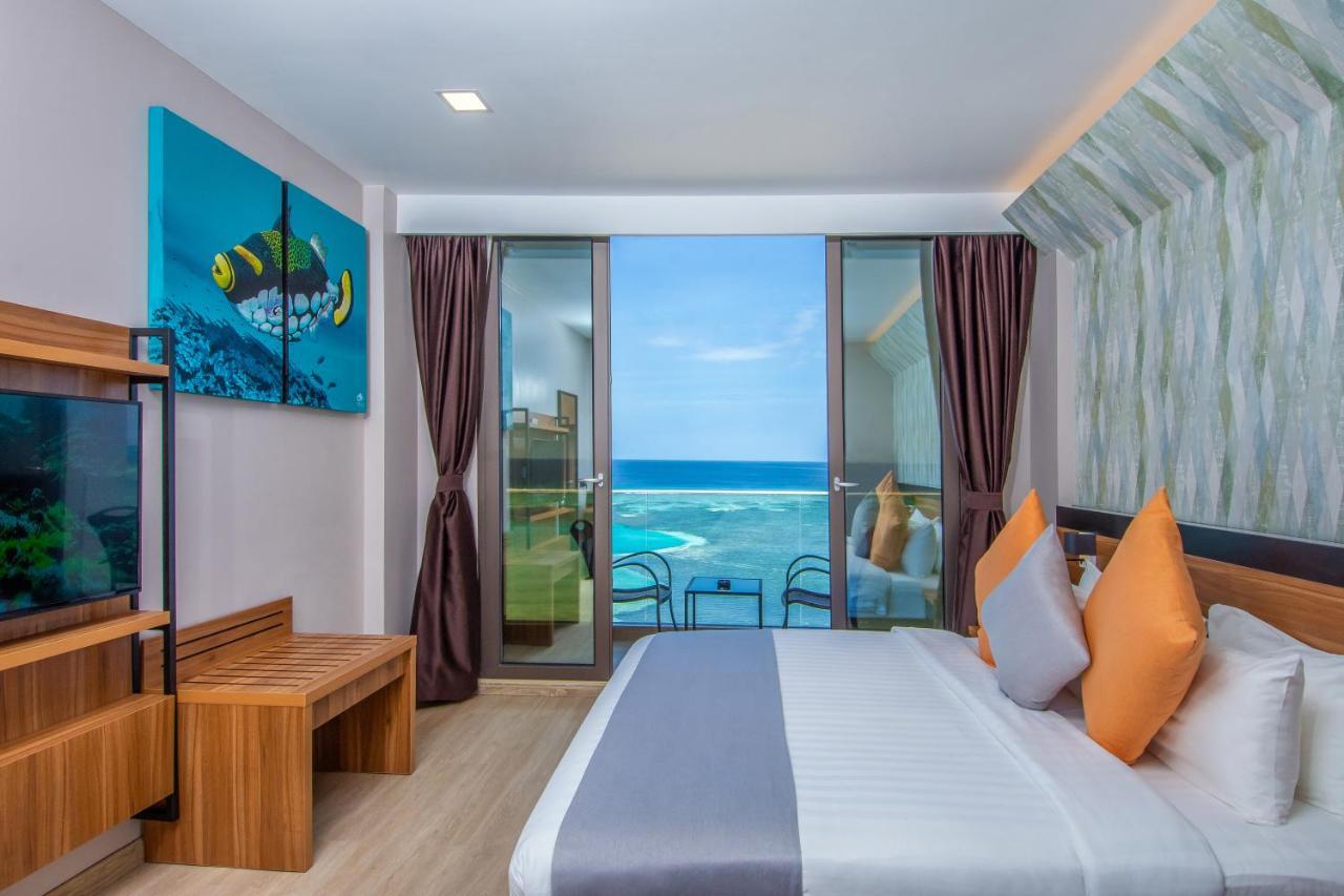 Triton Prestige Seaview And Spa Maafushi Zewnętrze zdjęcie