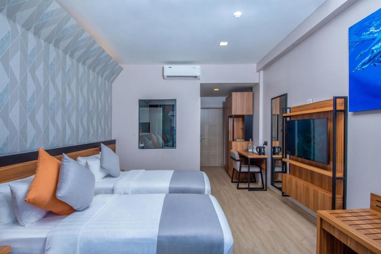Triton Prestige Seaview And Spa Maafushi Zewnętrze zdjęcie